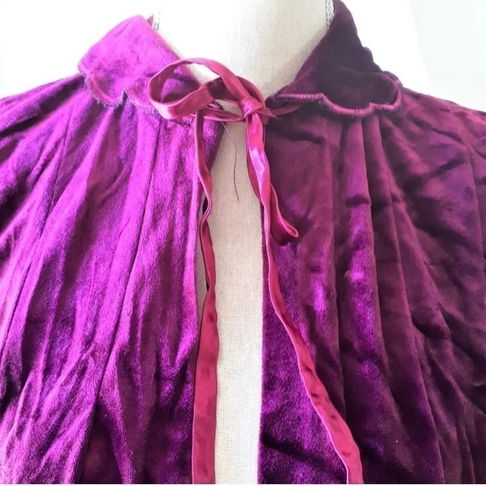 VINTAGE 1970s Lady Diana Bards Fashions Fuchsia Velvet Cardigan fits like XS-S - Picture 3 of 7